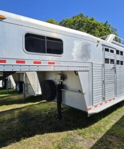 2006 C&C 4 Horse Gooseneck Trailer