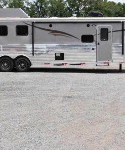 2015 Bison Ranger 3LQ Horse Trailer with 10' Short Wall