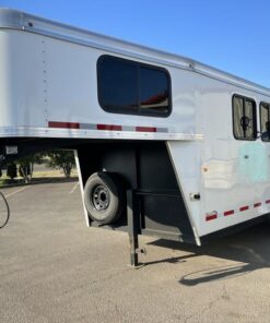 2022 Logan Coach Crossfire 3 Horse Gooseneck